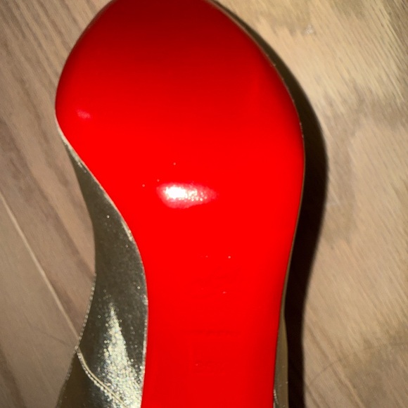 Christian Louboutin Gold and Red Heels - Picture 7 of 7